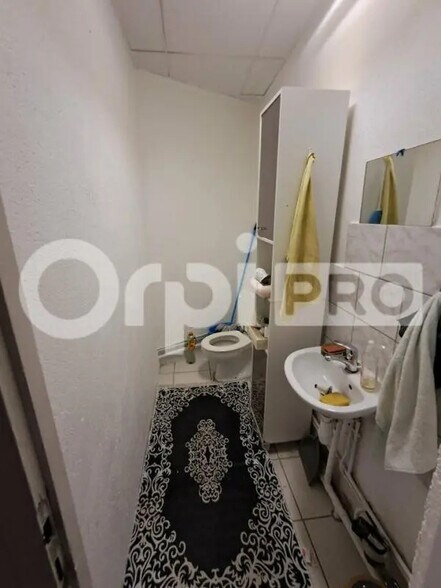 Local commercial dans Montluçon à vendre - Photo de l’immeuble – Image 3 sur 8