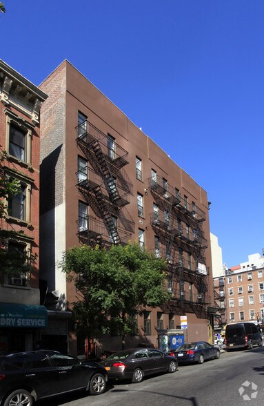 99-105 3rd Ave, New York, NY à louer - Photo de l’immeuble – Image 3 sur 3