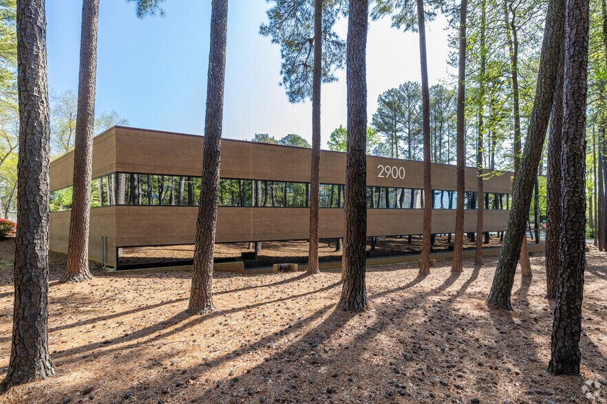 2900 Highwoods Blvd, Raleigh, NC à louer - Photo de l’immeuble – Image 3 sur 17