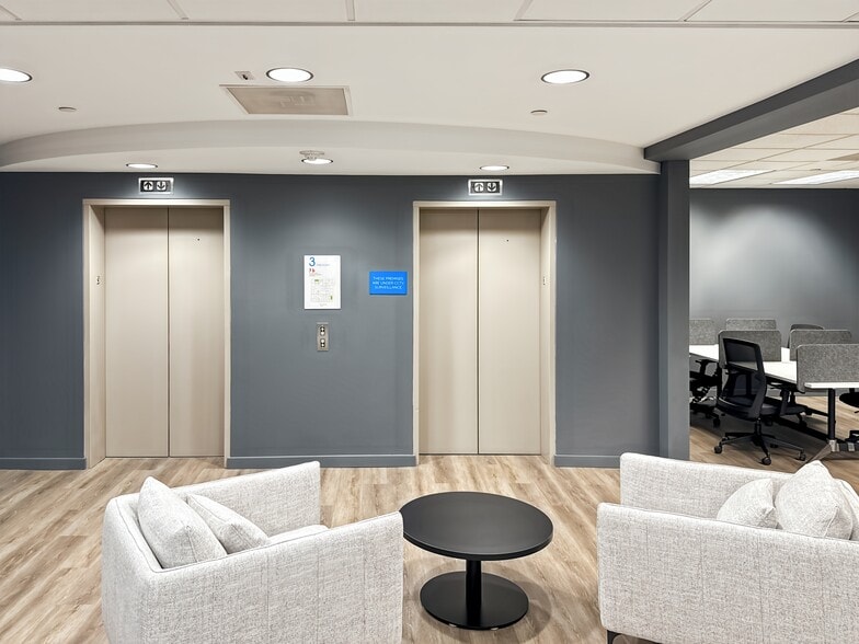 127 Church St, New Haven, CT à louer - Hall d’entrée – Image 3 sur 14