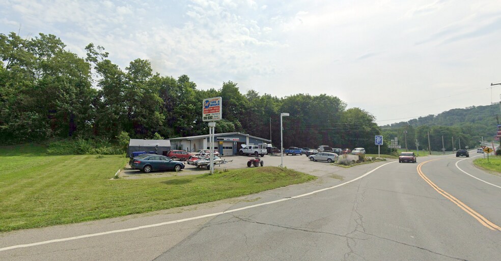 1603 NY-52, Fishkill, NY à vendre - Photo de l’immeuble – Image 3 sur 3