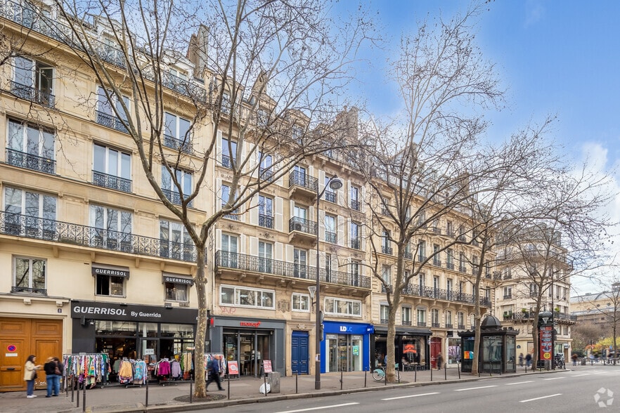 6 Boulevard De Sébastopol, Paris à louer - Photo de l’immeuble – Image 1 sur 1