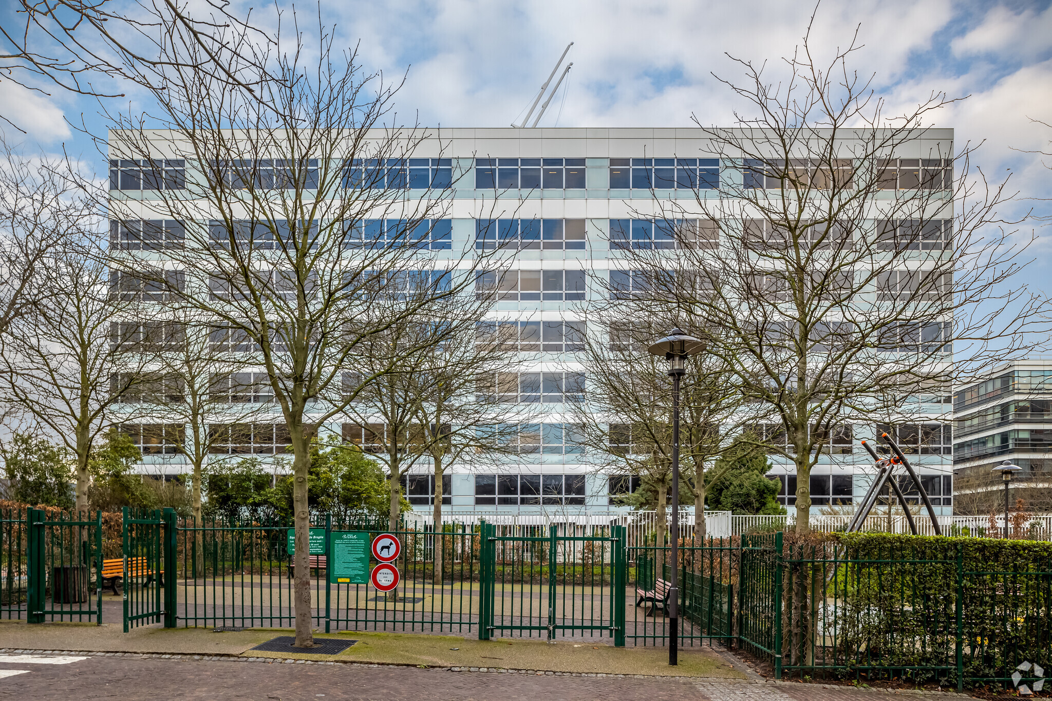 1 Rue De L'Union, Rueil-Malmaison à louer Photo principale– Image 1 sur 11