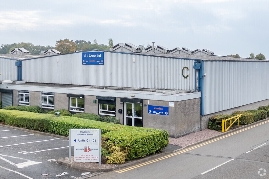 Halesfield 9, Telford à louer - Photo principale – Image 1 sur 2