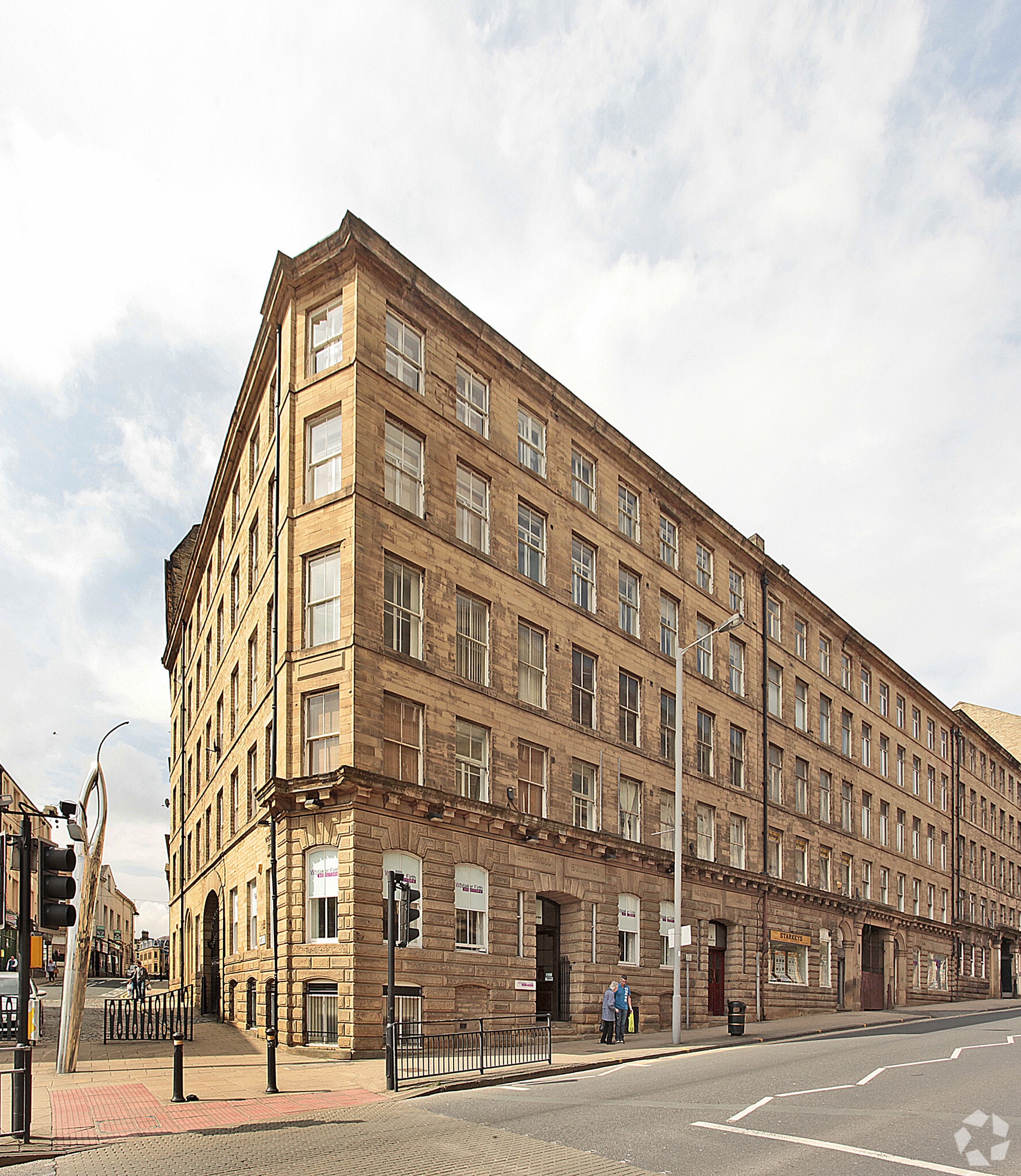 1 Manor Row, Bradford à louer Photo principale– Image 1 sur 4