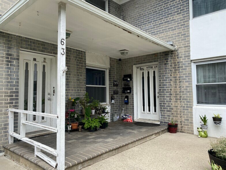 63 Titus Ave, Staten Island, NY à vendre - Photo de l’immeuble – Image 2 sur 18