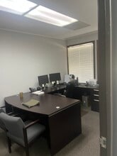 8835 SW Canyon Ln, Portland, OR à louer Photo intérieure– Image 2 sur 6