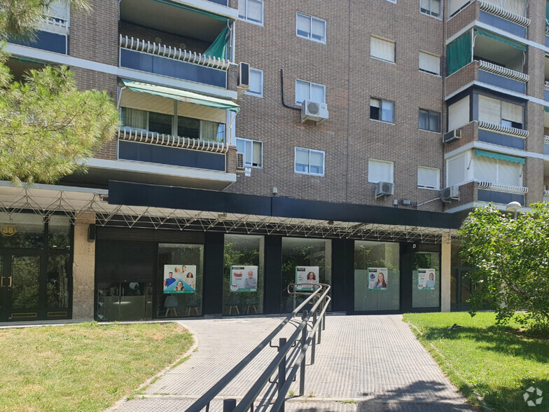 Immeuble residentiel dans Madrid, Madrid à vendre - Photo intérieure – Image 1 sur 1