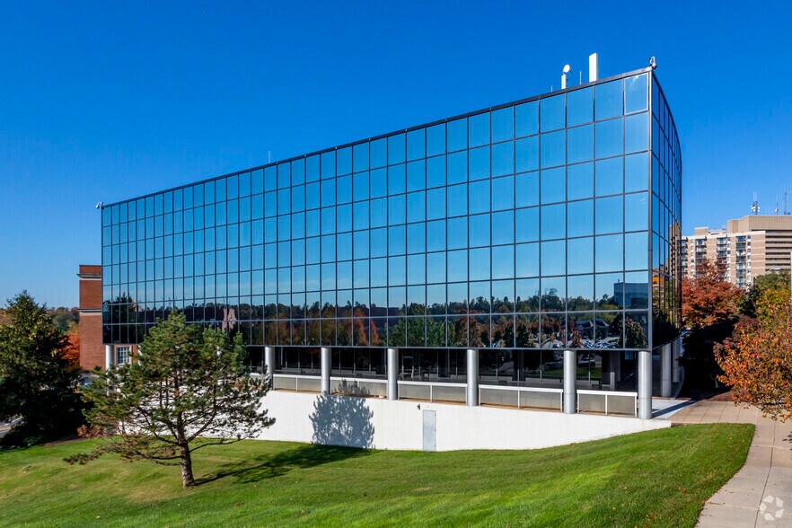 600 jefferson Plz, Rockville, MD à louer - Photo de l’immeuble – Image 3 sur 8