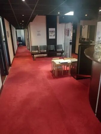 Bureau dans Perpignan à vendre - Photo de l’immeuble – Image 3 sur 4