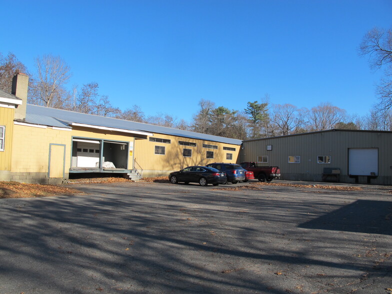 18 Lithgow Street, Winslow, ME à louer - Photo de l’immeuble – Image 2 sur 4