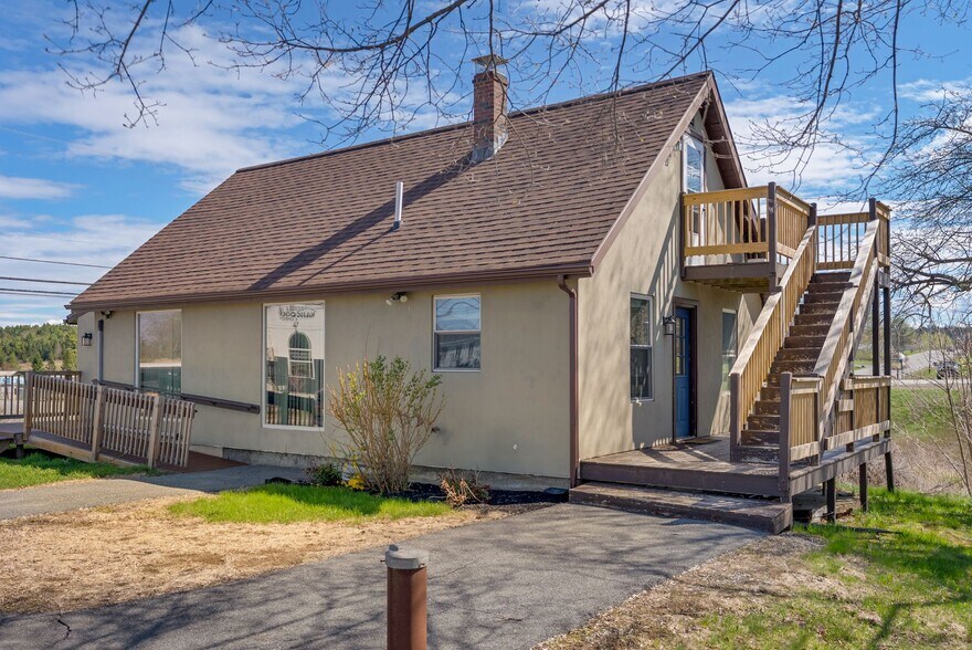 2386 N Belfast Ave, Augusta, ME à vendre - Photo de l’immeuble – Image 2 sur 18