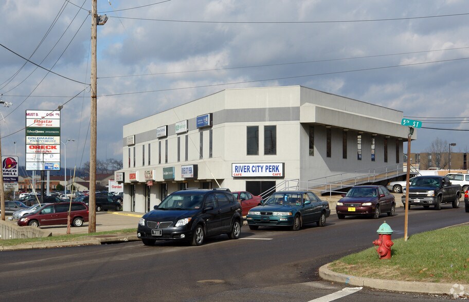 506 Grand Central Ave, Vienna, WV à louer - Photo de l’immeuble – Image 2 sur 2