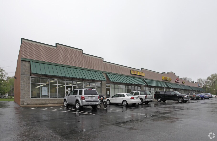 1761 E Ohio Pike, Amelia, OH à louer - Photo de l’immeuble – Image 2 sur 5
