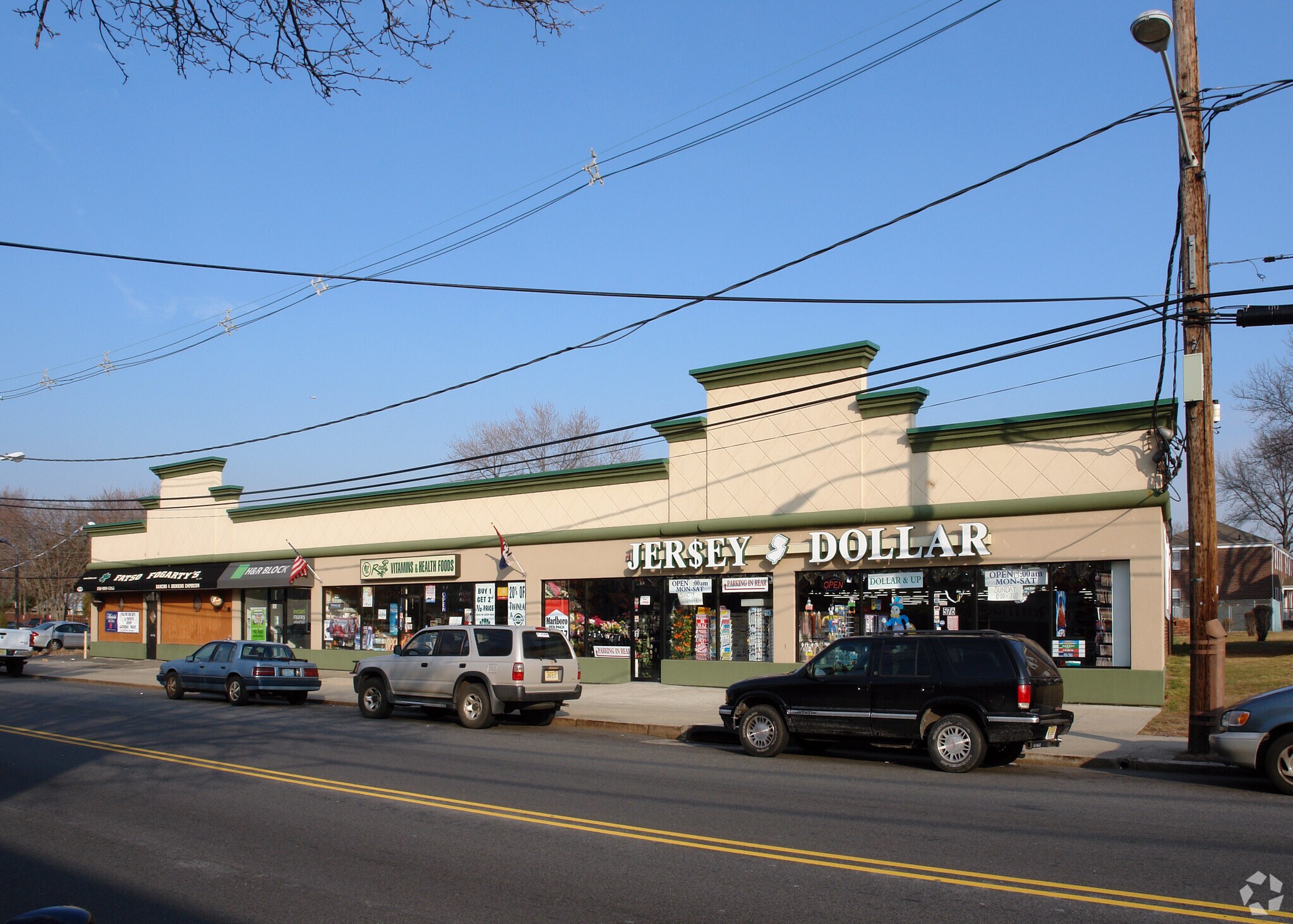 576-584 Ridge Rd, North Arlington, NJ à louer Photo de l’immeuble– Image 1 sur 10
