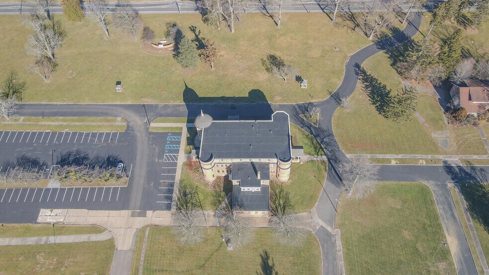 1667 E Landis Ave, Vineland, NJ à vendre - Photo de l’immeuble – Image 2 sur 7