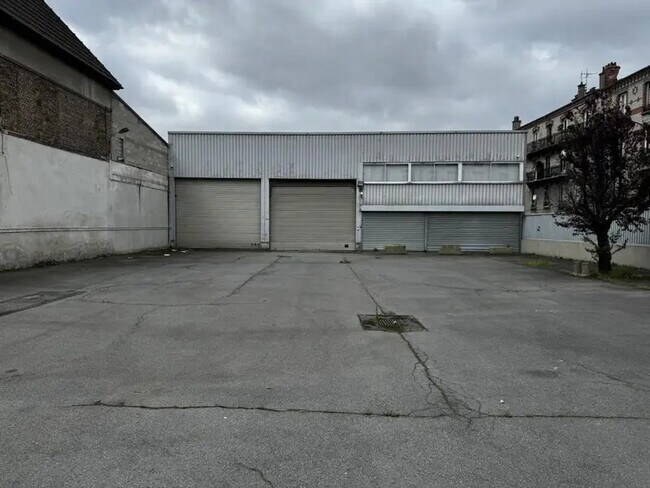 Plus de détails pour Industriel/Logistique à louer