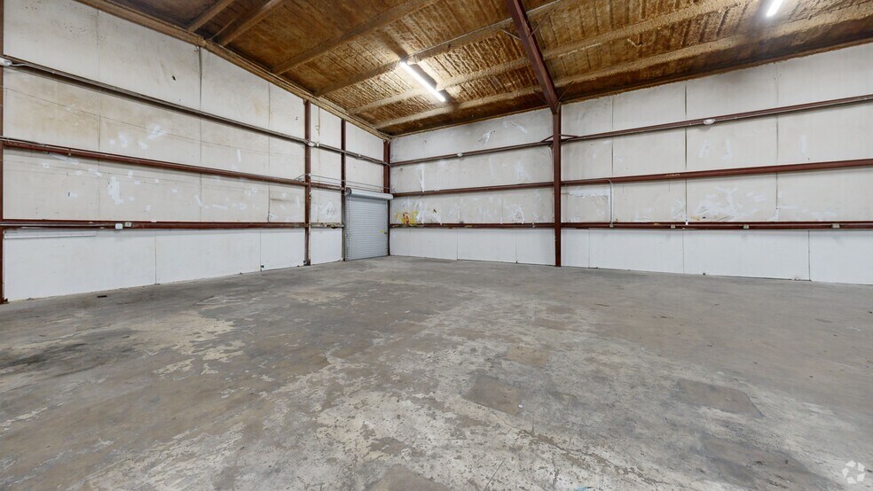 12826 Hempstead Rd, Houston, TX à louer - Numérisation 3D Matterport – Image 2 sur 12