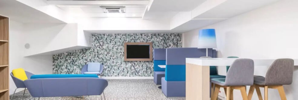 26-28 Rue De Londres, Paris à louer - Photo intérieure – Image 2 sur 3