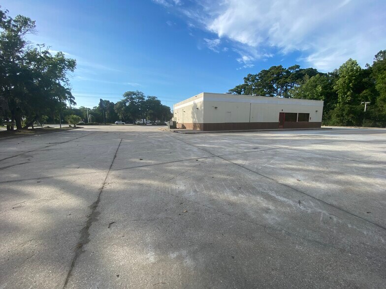 9842 Ocean Hwy, Pawleys Island, SC à vendre - Photo de l’immeuble – Image 2 sur 8