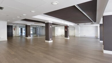 Carrer de Calàbria, 169, Barcelone, Barcelona à louer Photo intérieure– Image 2 sur 10