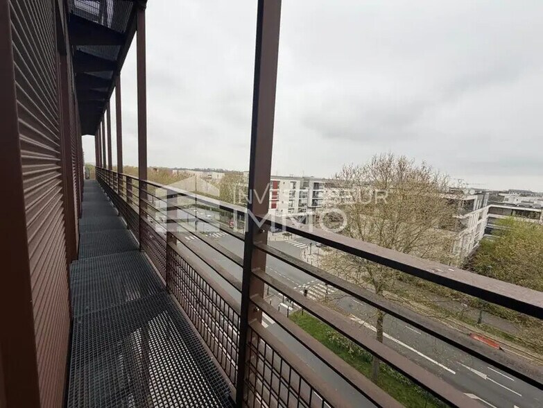 Bureau dans Montévrain à louer - Photo de l’immeuble – Image 3 sur 4