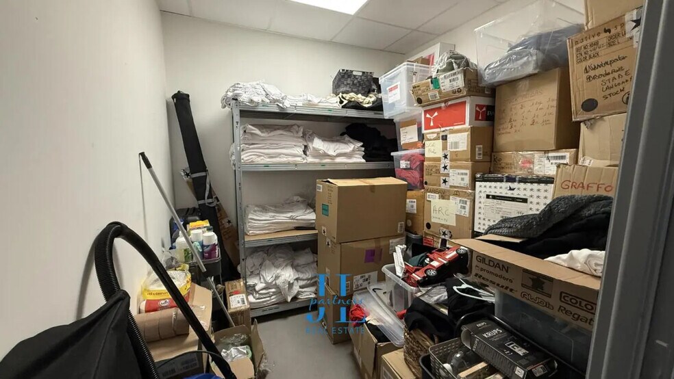 Local d’activités dans Mazères à louer - Photo intérieure – Image 2 sur 4