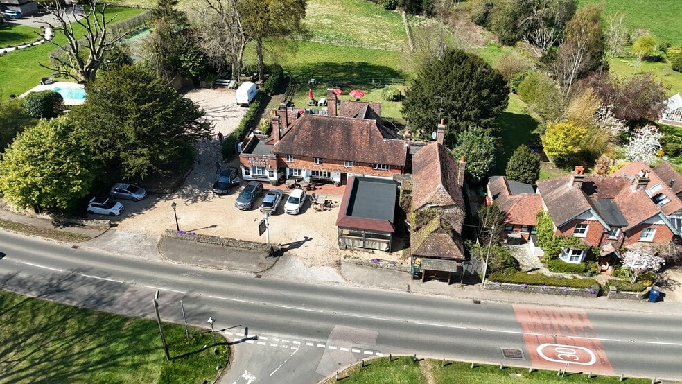 Haslemere Rd, Godalming à louer - Aérien – Image 2 sur 9