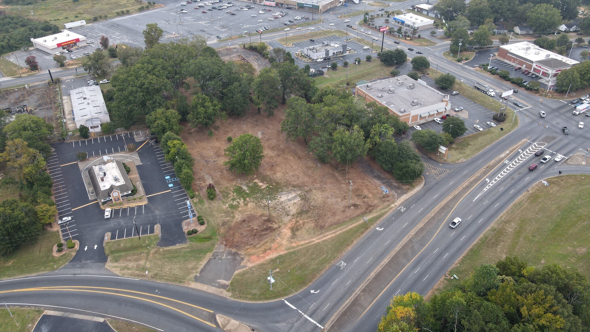 2898 S Main St, Anderson, SC à vendre Photo de l’immeuble– Image 1 sur 10