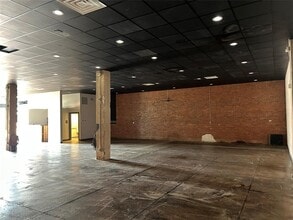 141 Oak St, Abilene, TX à vendre Photo intérieure– Image 2 sur 13