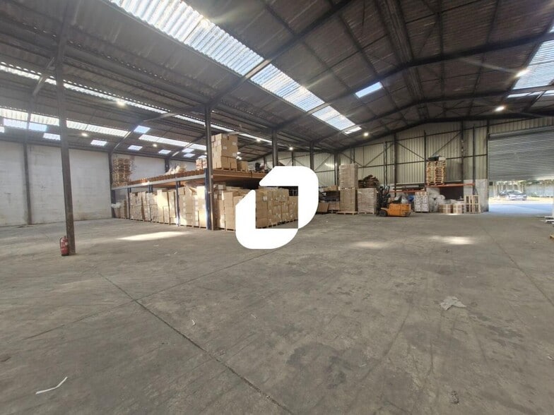 Industriel/Logistique dans Ozoir-la-Ferrière à louer - Photo intérieure – Image 3 sur 7