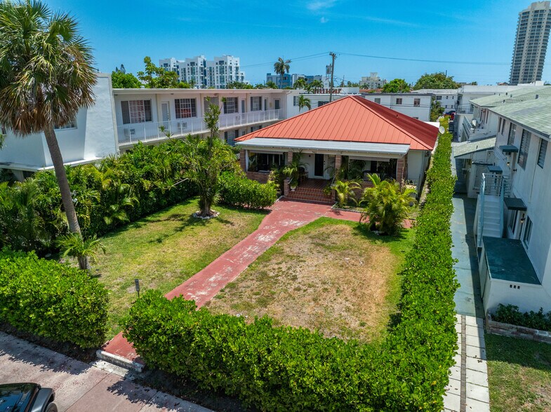 7411 Carlyle Ave, Miami Beach, FL à vendre - Photo de l’immeuble – Image 1 sur 45