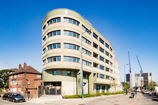 Plus de détails pour Rosebank Way, Londres - Local commercial à louer