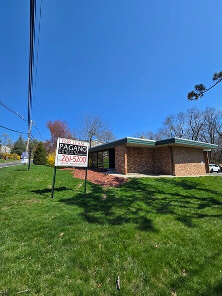 190 Parish Dr, Wayne, NJ à louer - Photo principale – Image 1 sur 20