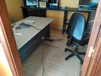 Plus de détails pour Local commercial à vendre