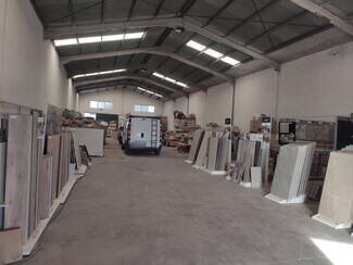 Plus de détails pour Industriel/Logistique à louer