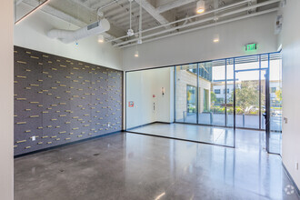 1091 Industrial Rd, San Carlos, CA à louer Photo intérieure– Image 2 sur 7