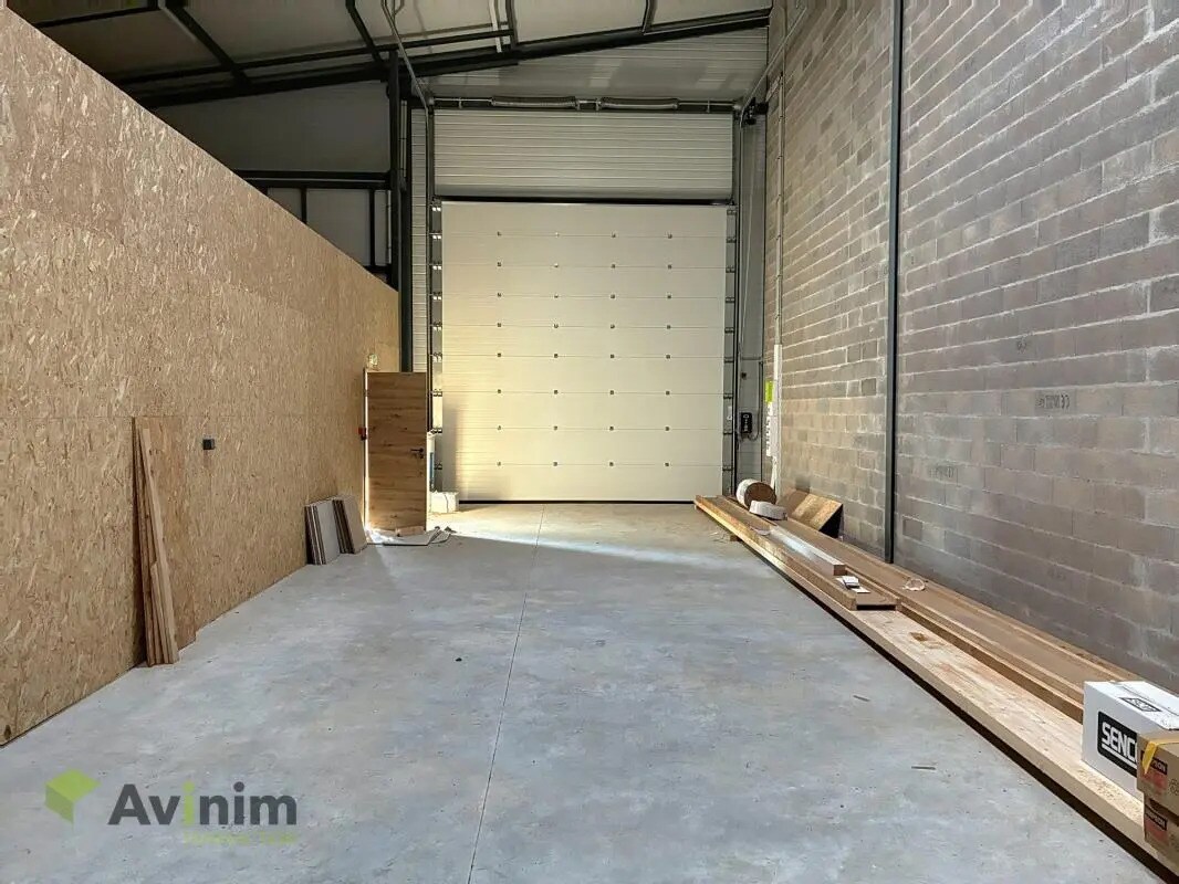 Local d’activités dans CAPAVENIR VOSGES à louer Photo intérieure– Image 1 sur 5