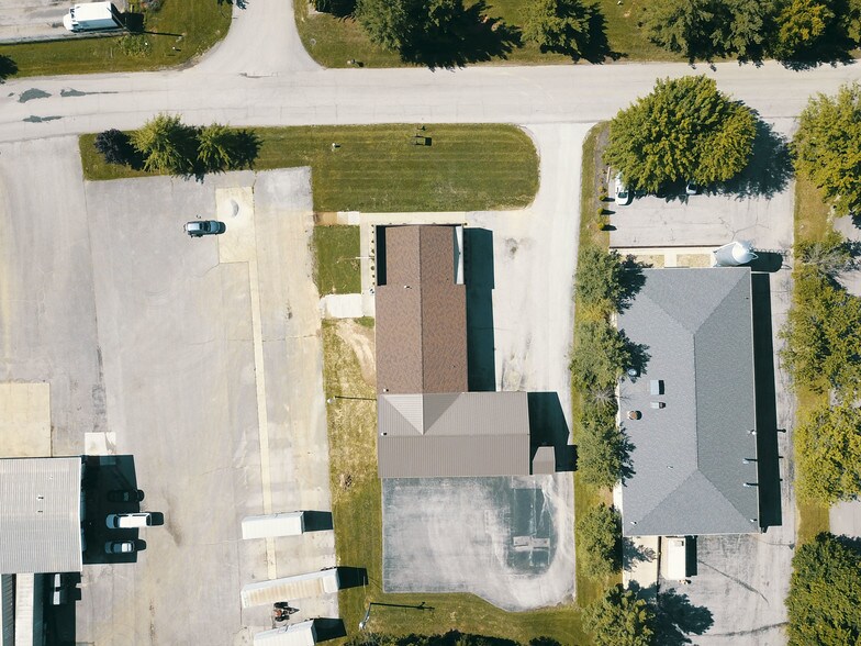 2282 W Industrial Park Dr, Bloomington, IN à louer - Aérien – Image 3 sur 3