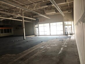 1140 E Altamonte Dr, Altamonte Springs, FL à louer Photo de l’immeuble– Image 2 sur 6