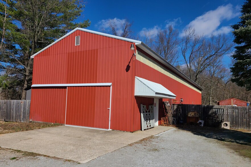 14599 Cleveland St, Spring Lake, MI à vendre - Photo de l’immeuble – Image 3 sur 48