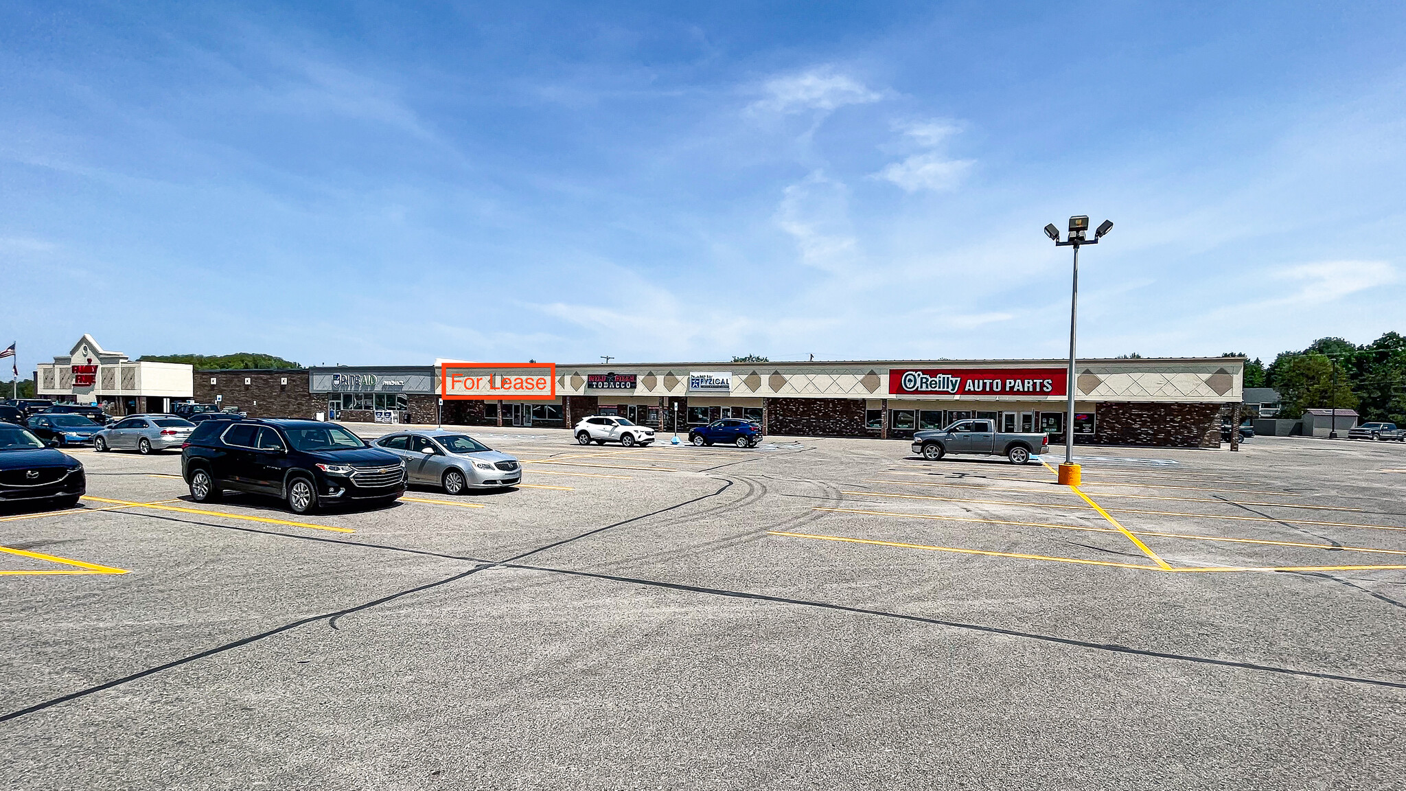 100 S Bradley Hwy, Rogers City, MI à louer Photo de l’immeuble– Image 1 sur 5