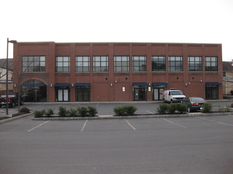 54-60 E Bridge St, Morrisville, PA à louer - Autre – Image 2 sur 10
