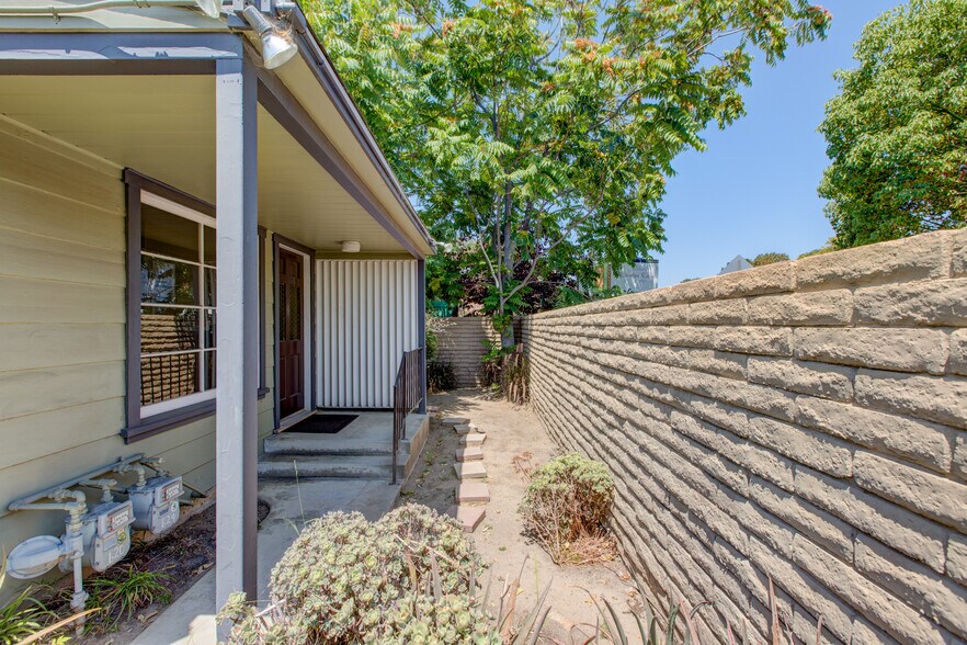 624 W Chapman Ave, Orange, CA à vendre - Photo de l’immeuble – Image 3 sur 31