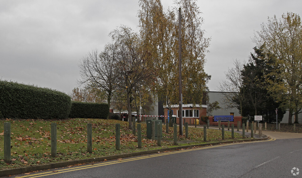 Spitfire Way, Hounslow à louer - Photo de l’immeuble – Image 3 sur 15