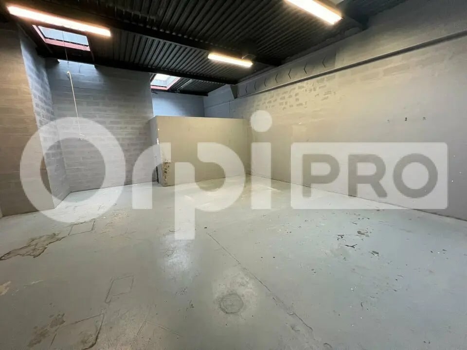 Local d’activités dans Villebon-sur-Yvette à louer Photo intérieure– Image 1 sur 6