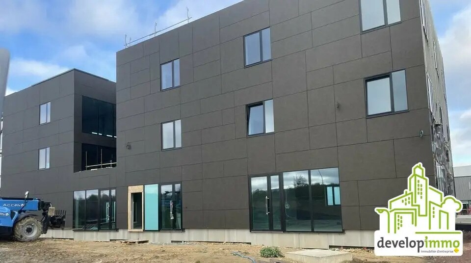 Bureau dans Épron à louer - Photo de l’immeuble – Image 1 sur 6