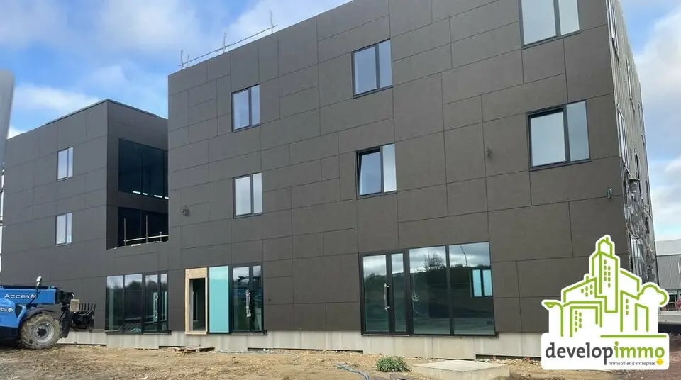 Bureau dans Épron à louer Photo de l’immeuble– Image 1 sur 7