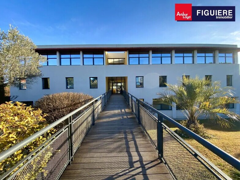 25 Rue De La Petite Duranne, Aix-en-Provence à louer - Photo de l’immeuble – Image 1 sur 7