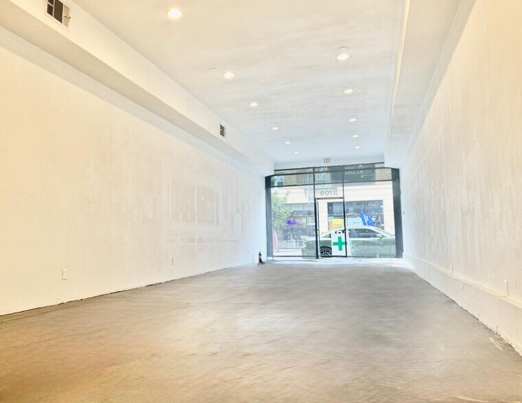 3701 W 3rd St, Los Angeles, CA à louer - Photo intérieure – Image 3 sur 8